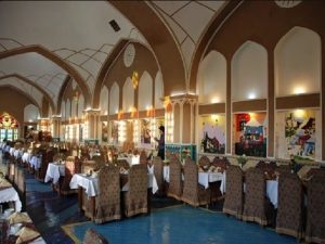 رستوران هتل اخوان کرمان